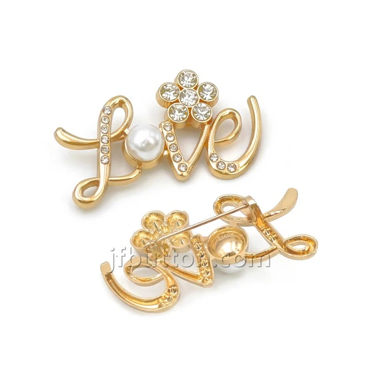 Stylish Brooches And Pins