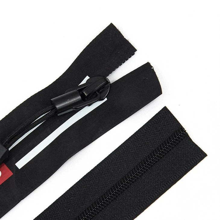 Water Repellent Zipper