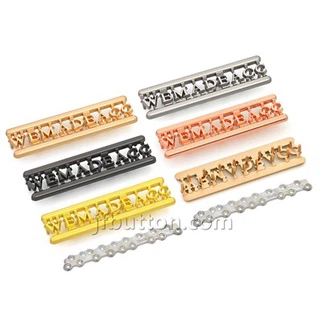 Metalo rankinės logotipai