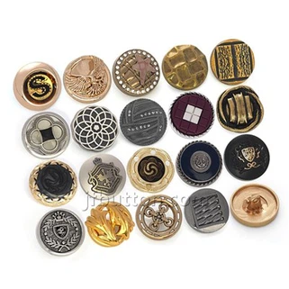 Monograminiai žalvariniai švarko mygtukai