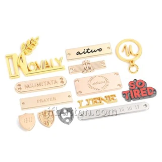 Personalizuotos metalinės drabužių etiketės