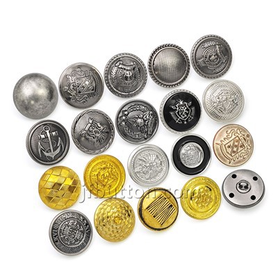 Metalinės palto sagos